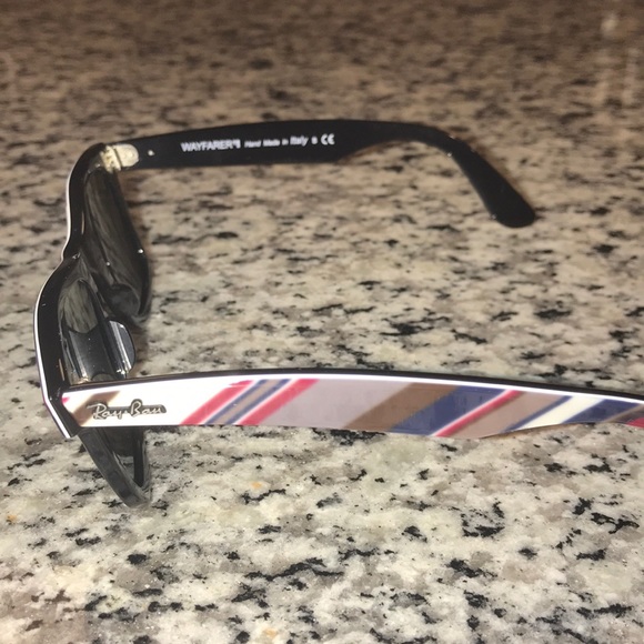 Ray Ban Wayfarer - Picture 3 of 4